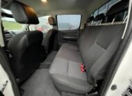 TOYOTA Hilux 2.5d 4D