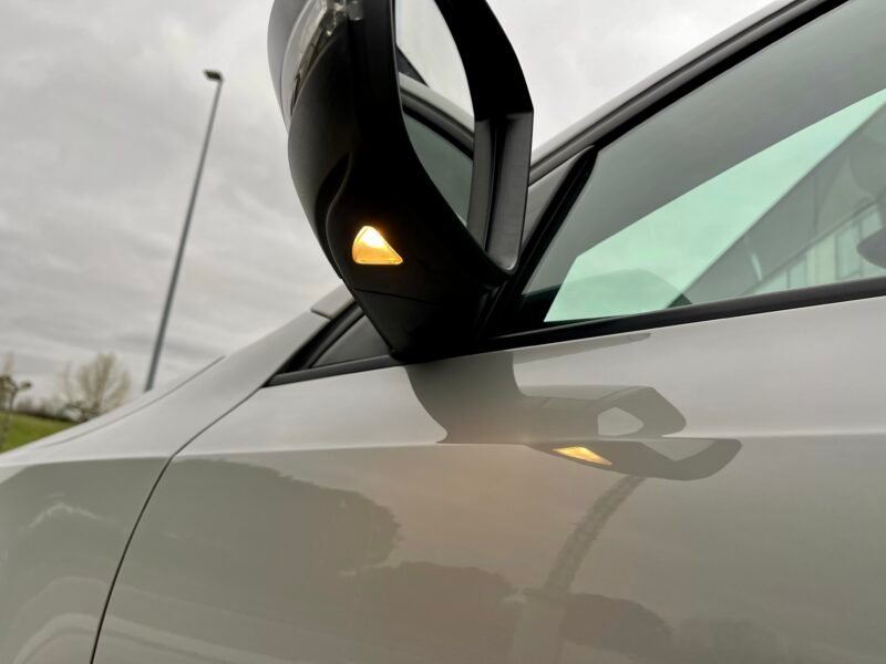 SKODA Octavia combi v-RS 2.0 TDI DSG V-RS