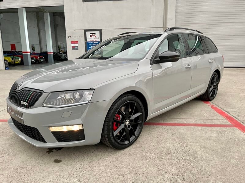 SKODA Octavia combi v-RS 2.0 TDI DSG V-RS