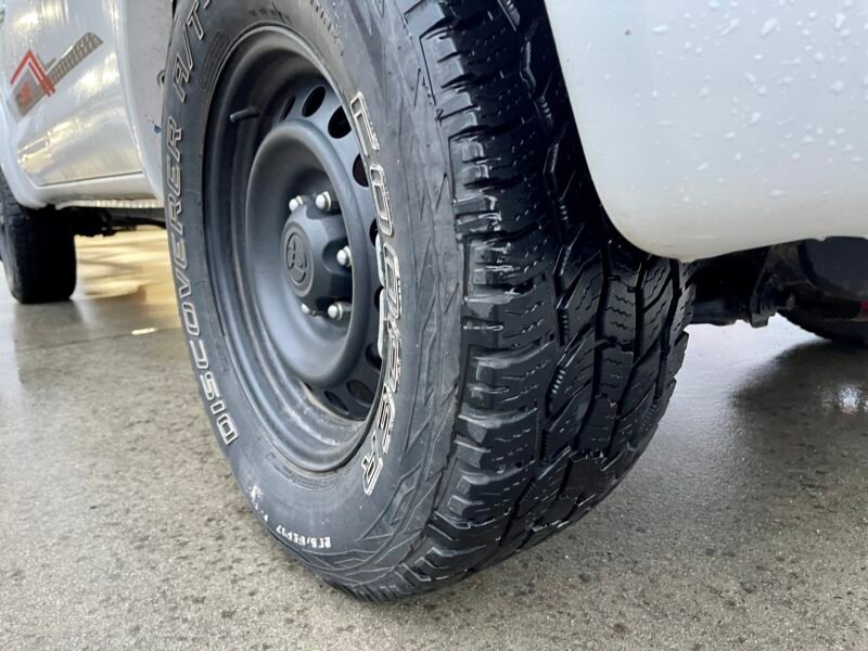 TOYOTA Hilux 2.5d 4D