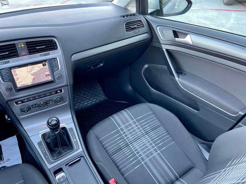 VOLKSWAGEN Golf 7 2.0 TDI 150CV BMT LOUNGE 5p.