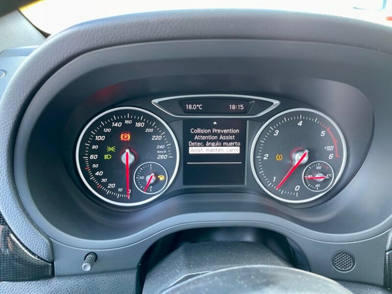 MERCEDES-BENZ CLASE B 2.2 CDI URBAN