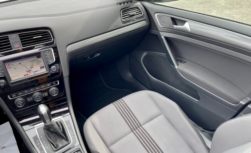 VOLKSWAGEN Golf 7 1.6 TDI DSG ALLSTAR