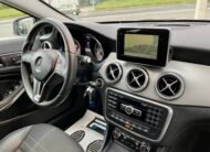 MERCEDES-BENZ CLASE GLA 220 CDI URBAN