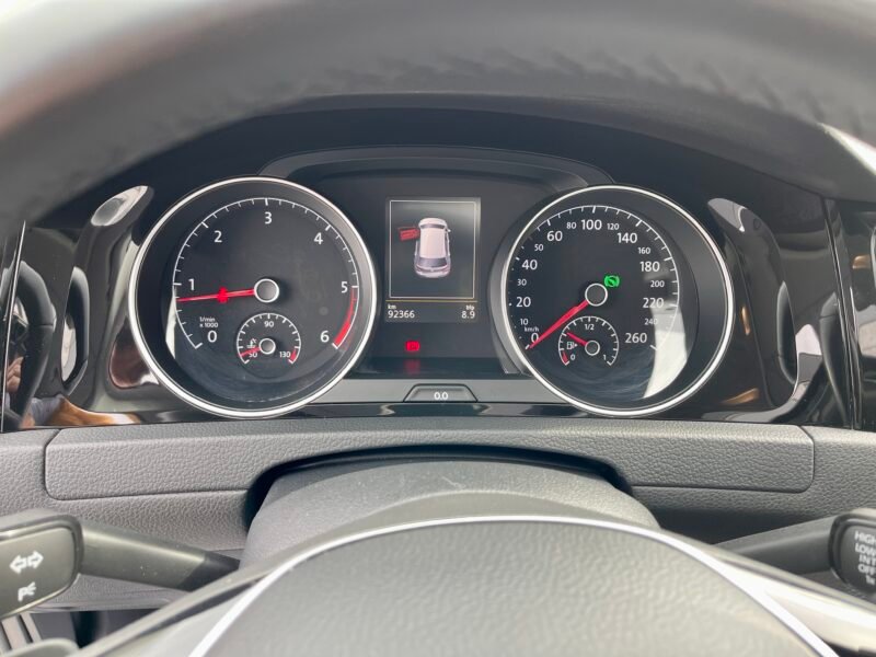 VOLKSWAGEN Golf 7 1.6 TDI DSG ALLSTAR