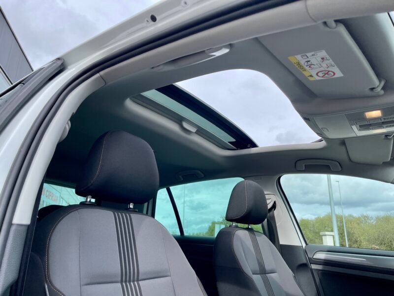 VOLKSWAGEN Golf 7 1.6 TDI DSG ALLSTAR