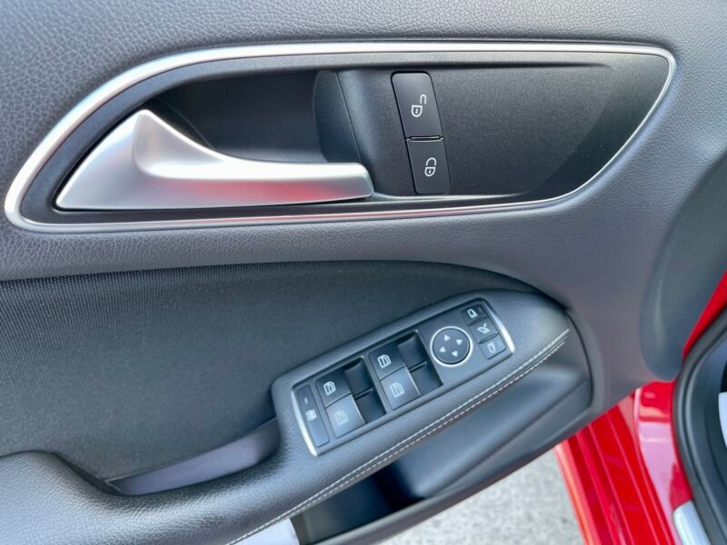 MERCEDES-BENZ CLASE B 2.2 CDI URBAN