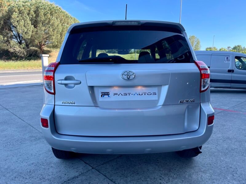 TOYOTA RAV4 D4d 2.2 D4-d ADVANCE