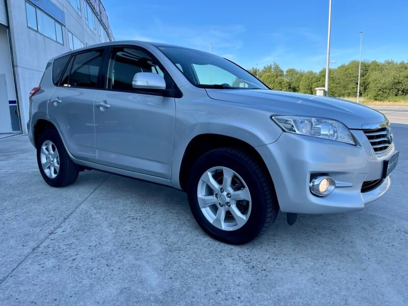 TOYOTA RAV4 D4d 2.2 D4-d ADVANCE