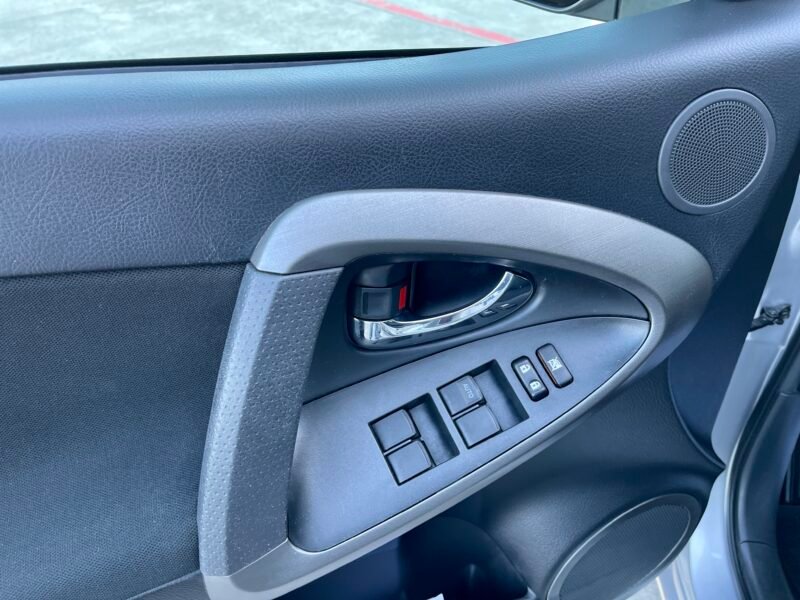 TOYOTA RAV4 D4d 2.2 D4-d ADVANCE