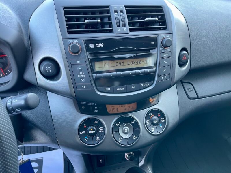 TOYOTA RAV4 D4d 2.2 D4-d ADVANCE