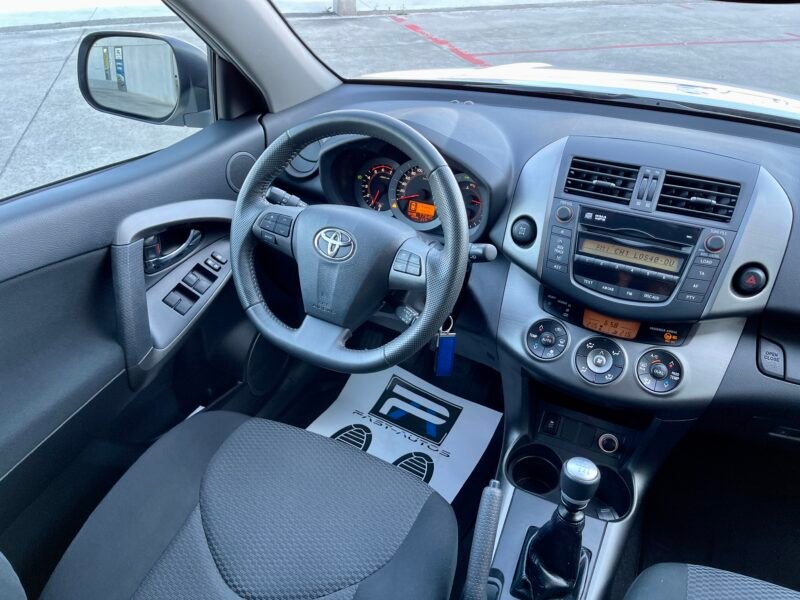 TOYOTA RAV4 D4d 2.2 D4-d ADVANCE