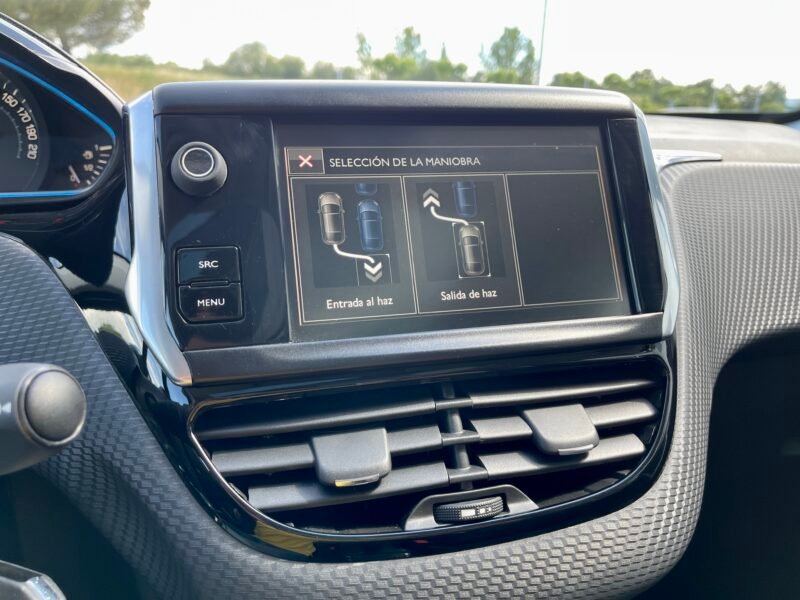 PEUGEOT 2008 ALLURE 1.6 eHDi 120cv 5p.