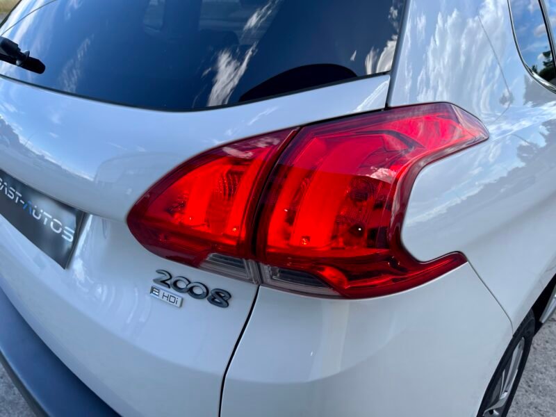 PEUGEOT 2008 ALLURE 1.6 eHDi 120cv 5p.