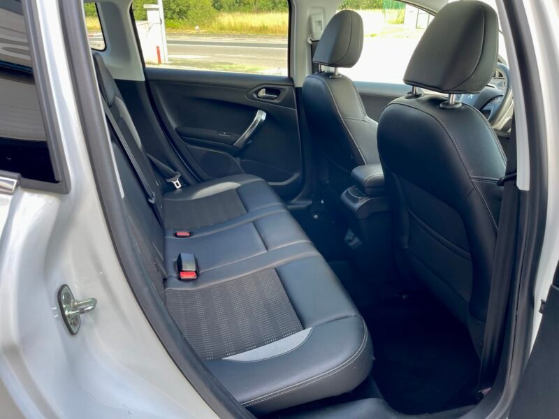 PEUGEOT 2008 ALLURE 1.6 eHDi 120cv 5p.