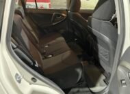 TOYOTA RAV4 D4d 4×4 2.2 D4-d ADVANCE