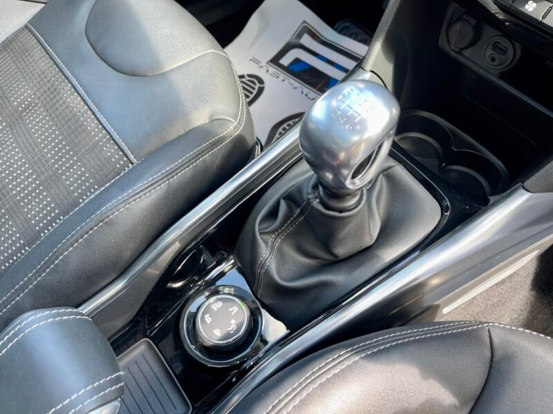 PEUGEOT 2008 ALLURE 1.6 eHDi 120cv 5p.