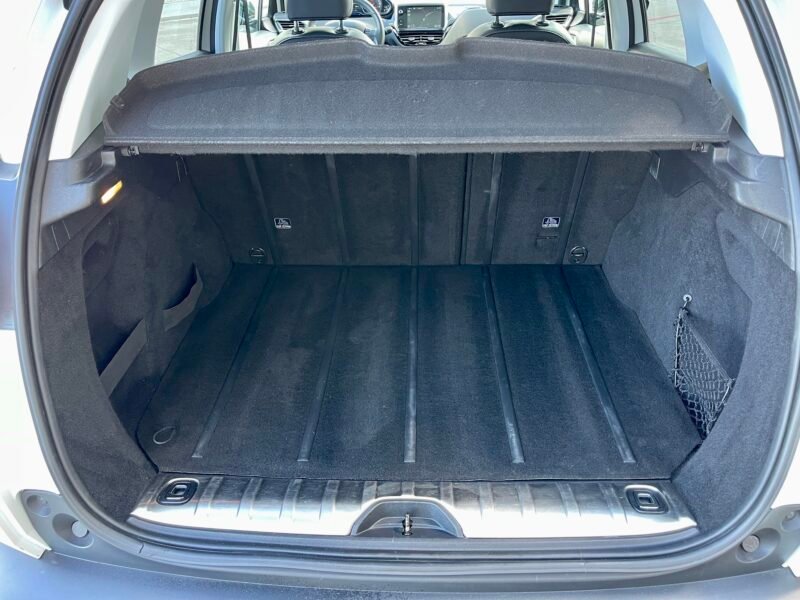 PEUGEOT 2008 ALLURE 1.6 eHDi 120cv 5p.