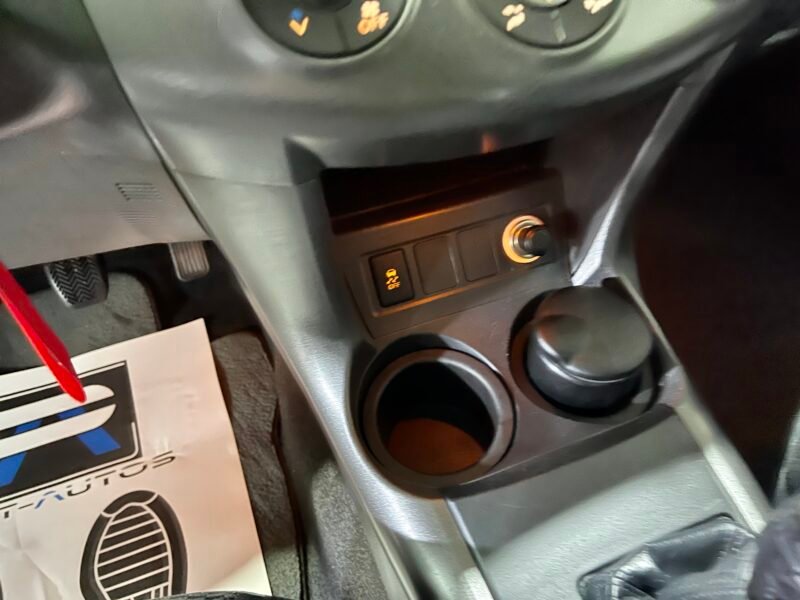 TOYOTA RAV4 D4d 4×4 2.2 D4-d ADVANCE