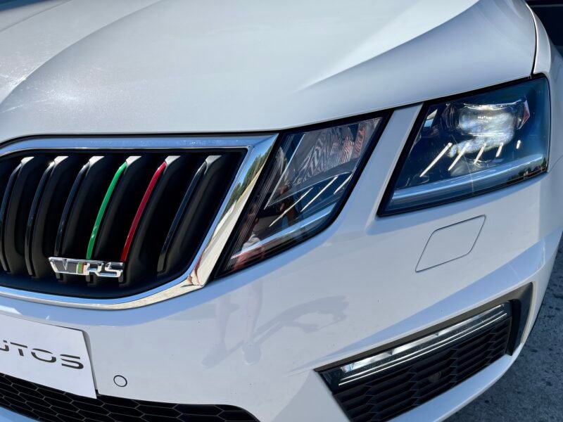 SKODA Octavia combi v-RS 2.0 TDI CR 184cv DSG RS 5p.