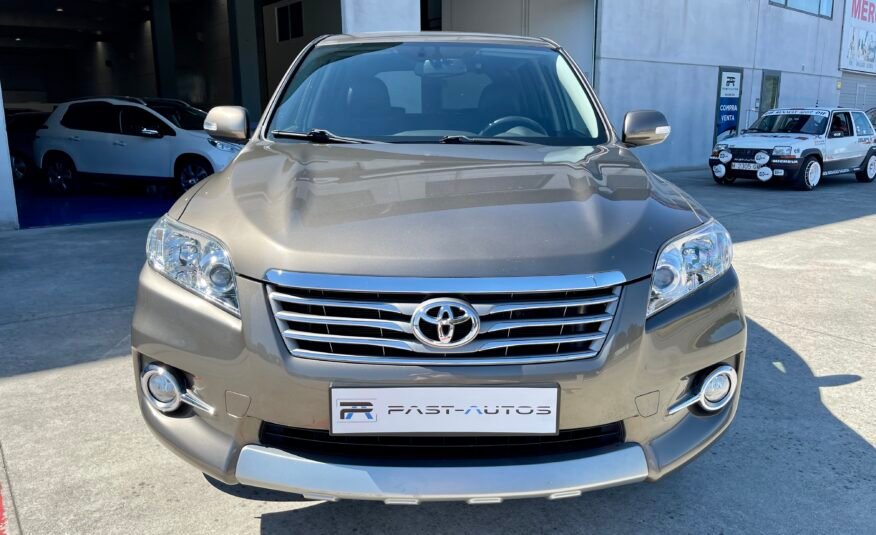 TOYOTA RAV4 D4d 4×4 2.2 D4-d EXECUTIVE