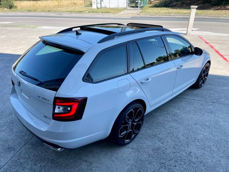 SKODA Octavia combi v-RS 2.0 TDI CR 184cv DSG RS 5p.