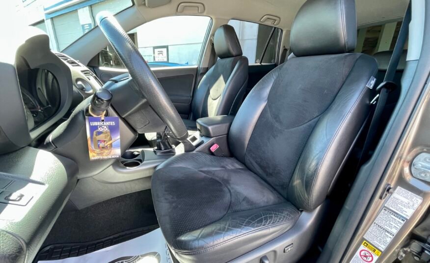 TOYOTA RAV4 D4d 4×4 2.2 D4-d EXECUTIVE