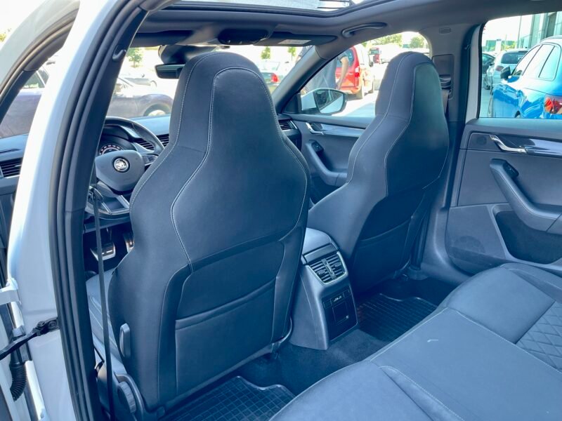 SKODA Octavia combi v-RS 2.0 TDI CR 184cv DSG RS 5p.