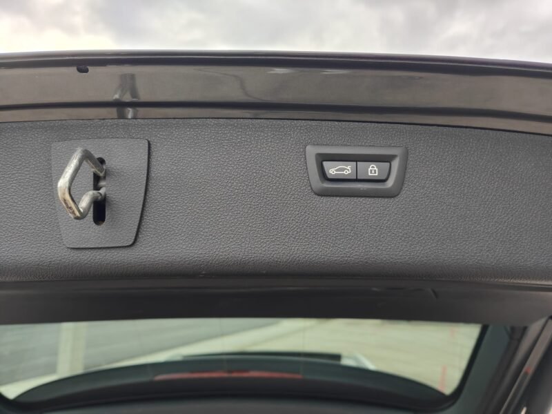 BMW Serie 3 325d Touring 5p.