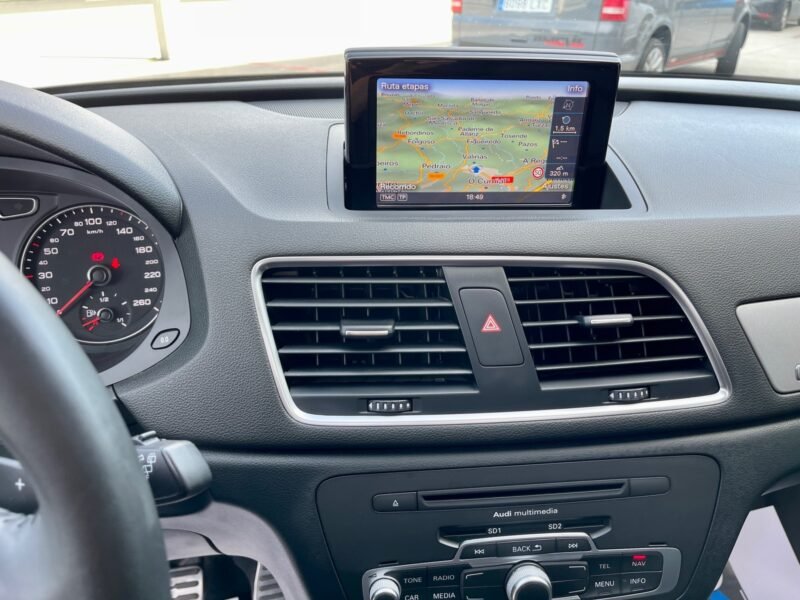 AUDI Q3 TDI QUATTRO 2.0 TDI 177cv quattro S tronic Ambition 5p.