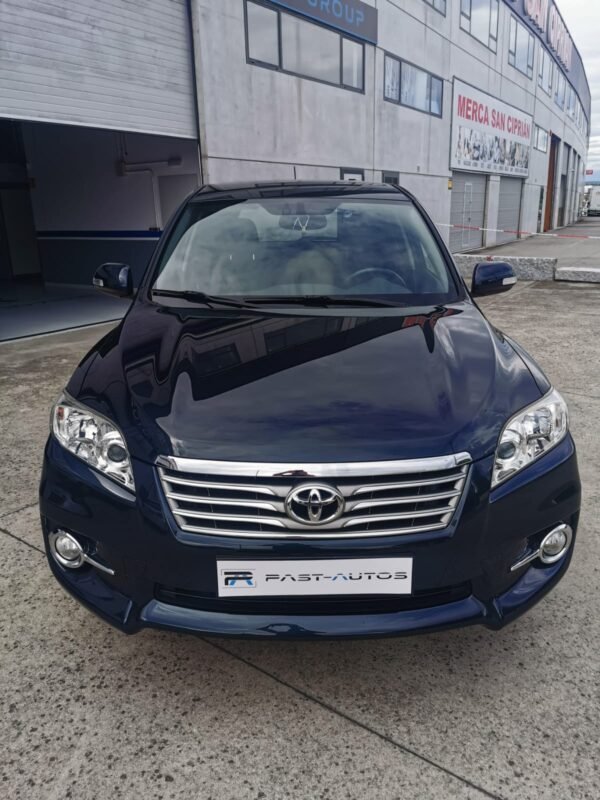 TOYOTA RAV4 2.2 D4D Advance 4×2