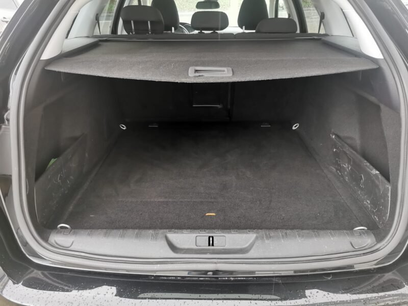 PEUGEOT 308 SW tyle 1.6 BlueHDi 120CV