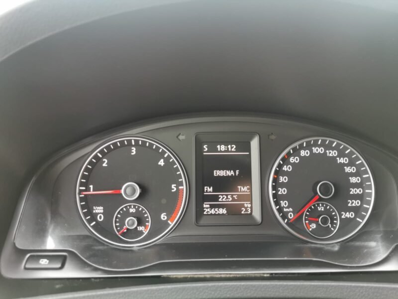 VOLKSWAGEN MULTIVAN T5.1 2.0 TDI 140cv Comfortline Edition