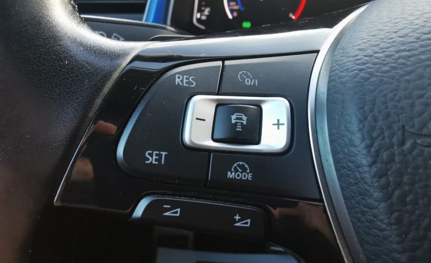 VOLKSWAGEN T-ROC Sport 2.0 TDI