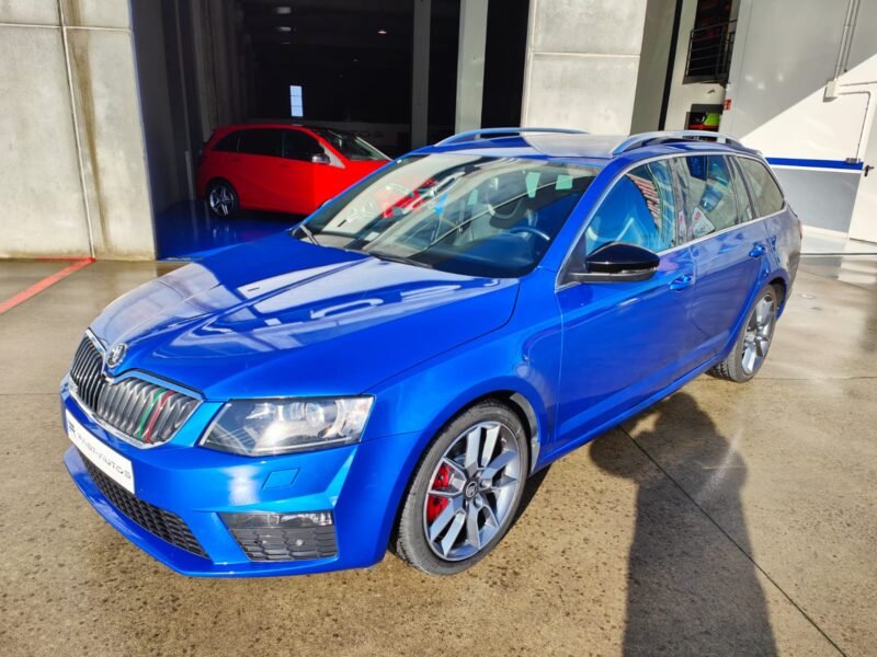 SKODA Octavia RS COMBI TDI 184CV