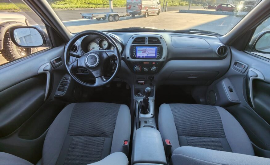 TOYOTA RAV4 D4d Sol