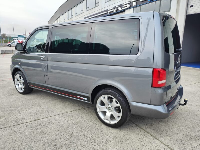 VOLKSWAGEN MULTIVAN T5.1 2.0 TDI DSG CONFORTLINE EDITION