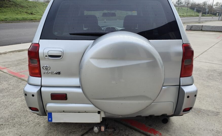 TOYOTA RAV4 D4d Sol