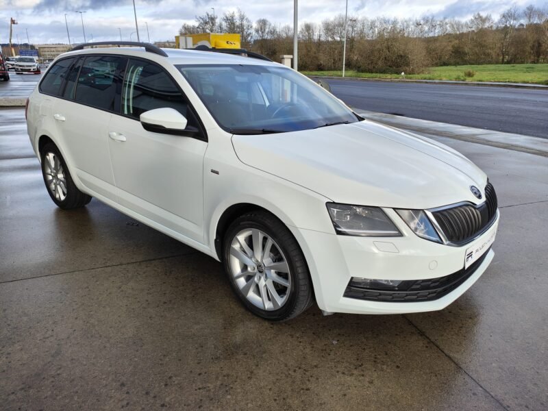 SKODA Octavia Combi 2.0 TDI CR 110KW 150CV CLEVER