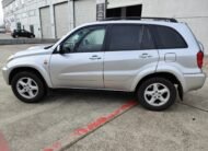 TOYOTA RAV4 D4d Sol