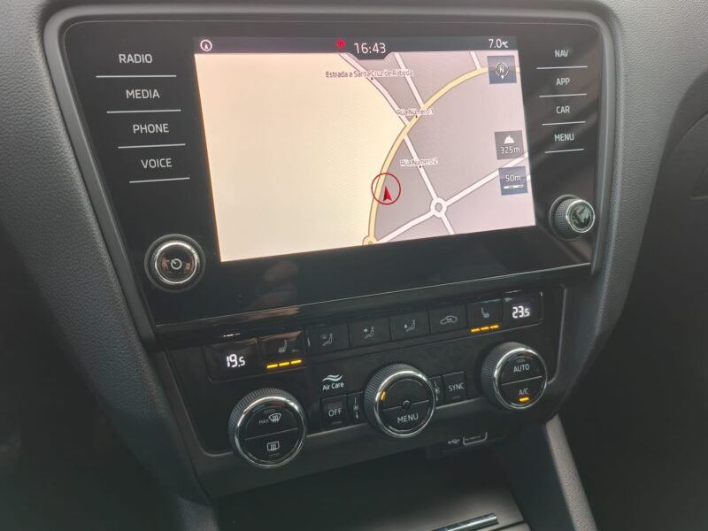 SKODA Octavia Combi 2.0 TDI CR 110KW 150CV CLEVER