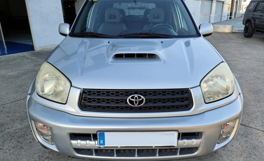 TOYOTA RAV4 D4d Sol