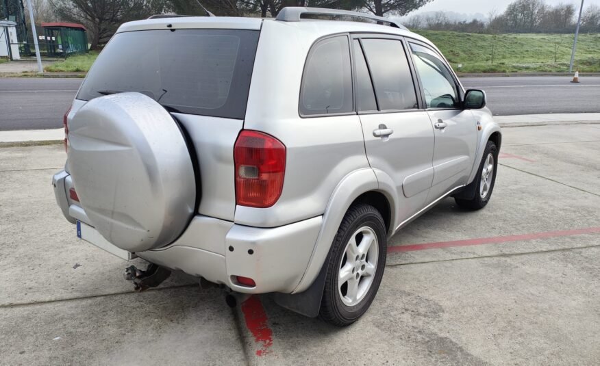 TOYOTA RAV4 D4d Sol