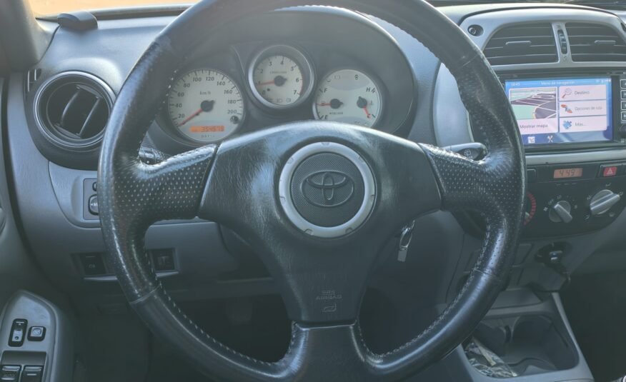 TOYOTA RAV4 D4d Sol