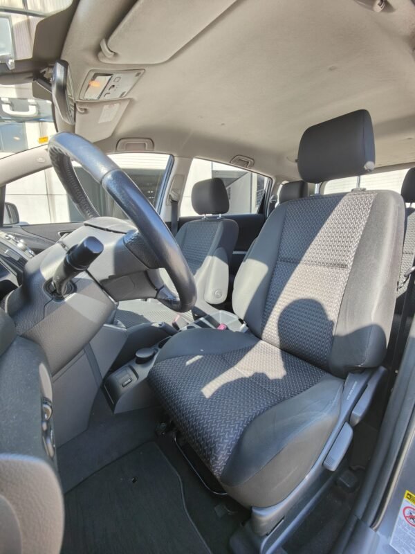 TOYOTA Corolla VERSO 2.2 D4d LUNA