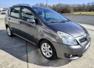 TOYOTA Corolla VERSO 2.2 D4d LUNA