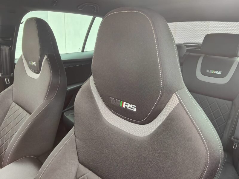 SKODA Octavia combi v-RS 2.0 TDI DSG V-RS