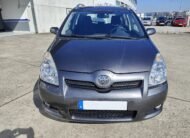 TOYOTA Corolla VERSO 2.2 D4d LUNA