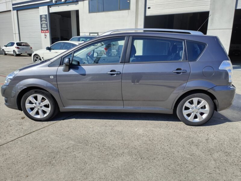 TOYOTA Corolla VERSO 2.2 D4d LUNA