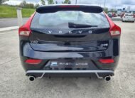 VOLVO V40 D3 RDesign Momentum